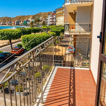 Malu Doppia In - Lungomare Guest house