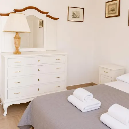 Malu Doppia In - Lungomare 3*